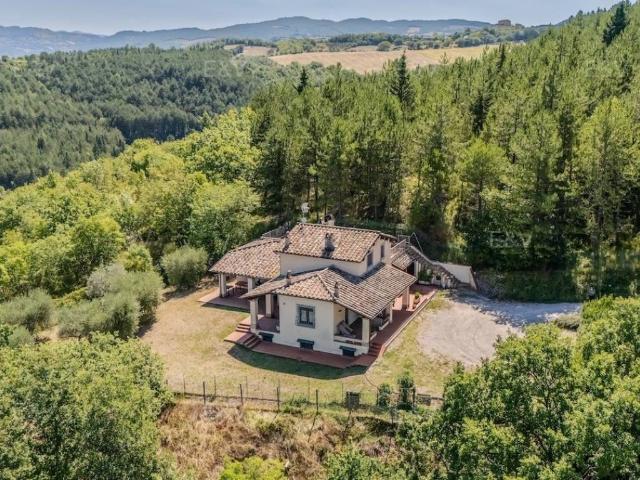 Villa in vendita a Valfabbrica PG