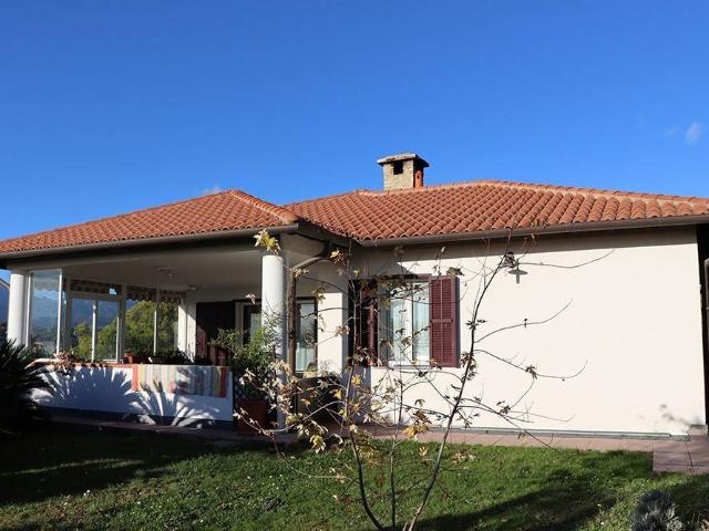 Villa in vendita a Vallebona IM