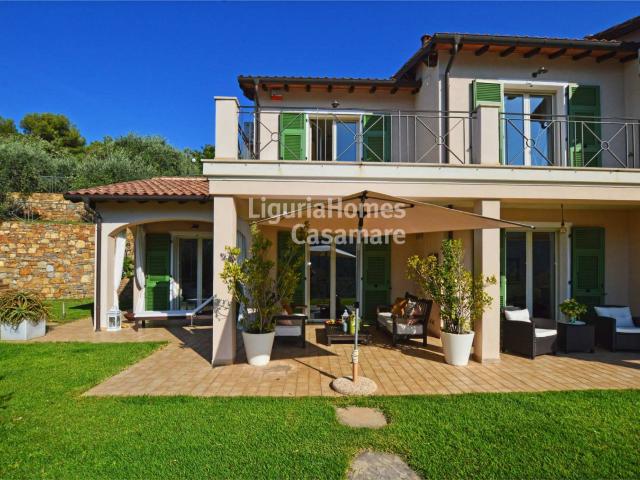 Villa in vendita a Vallebona