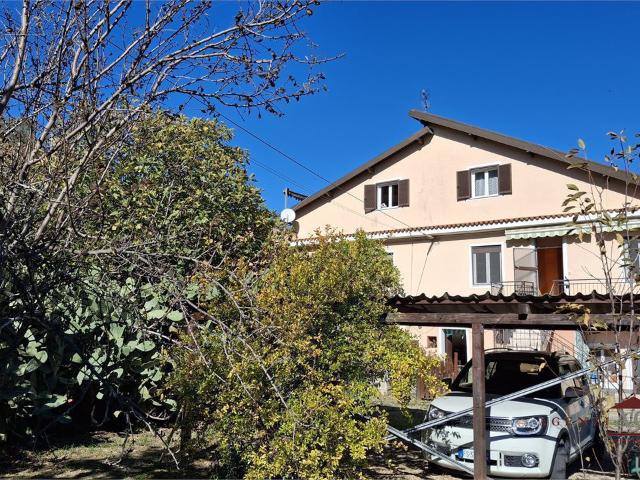 Villa in vendita a Vallecrosia