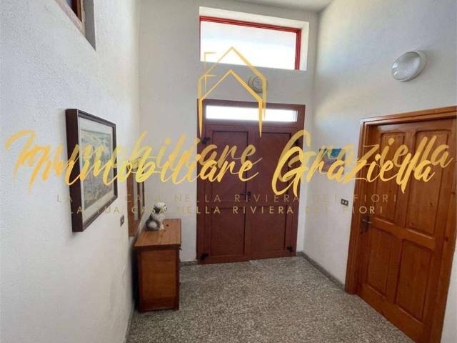 Villa in vendita a Vallecrosia IM