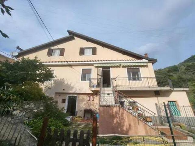 Villa in vendita a Vallecrosia IM