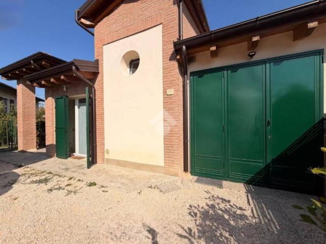 Villa in vendita a Valsamoggia BO