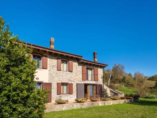 Villa in vendita a Valsamoggia BO