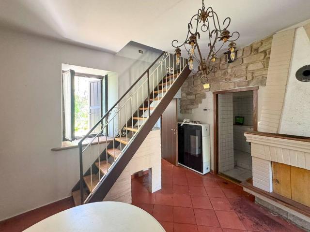 Villa in vendita a Valvarrone LC