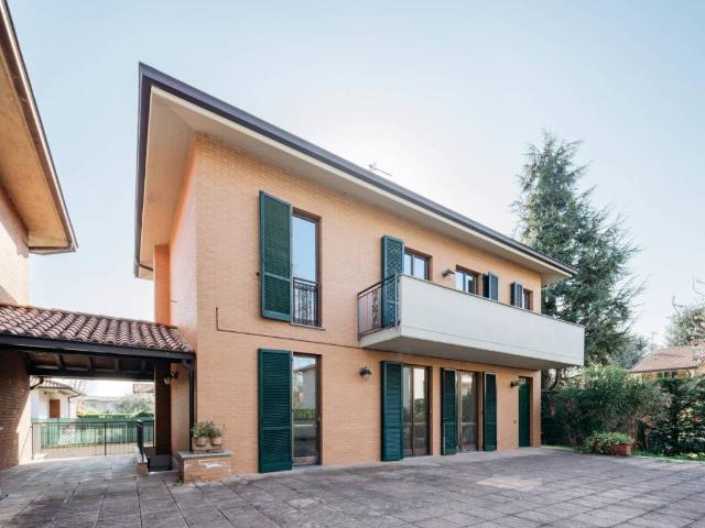 Villa in vendita a Vaprio d'Adda MI