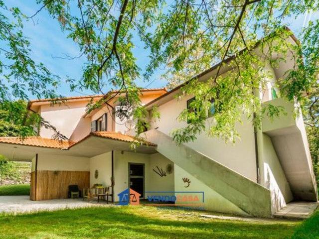 Villa in vendita a Varazze