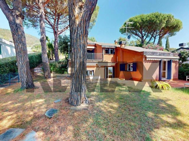 Villa in vendita a Varazze