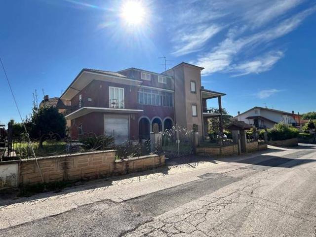 Villa in vendita a Vasanello VT