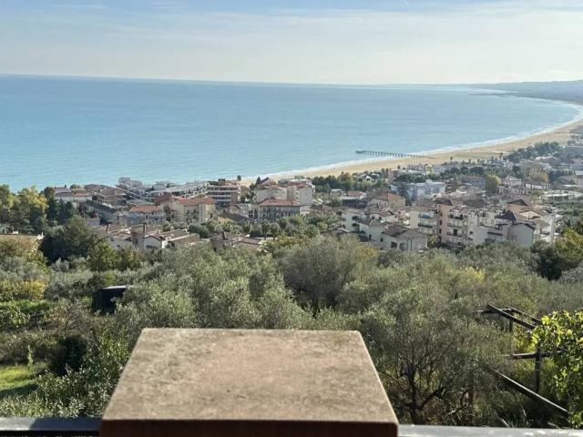 Villa in vendita a Vasto CH