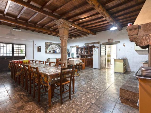 Villa in vendita a Vetralla VT