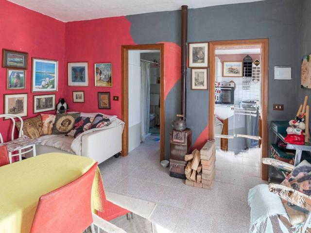 Villa in vendita a Vetto RE