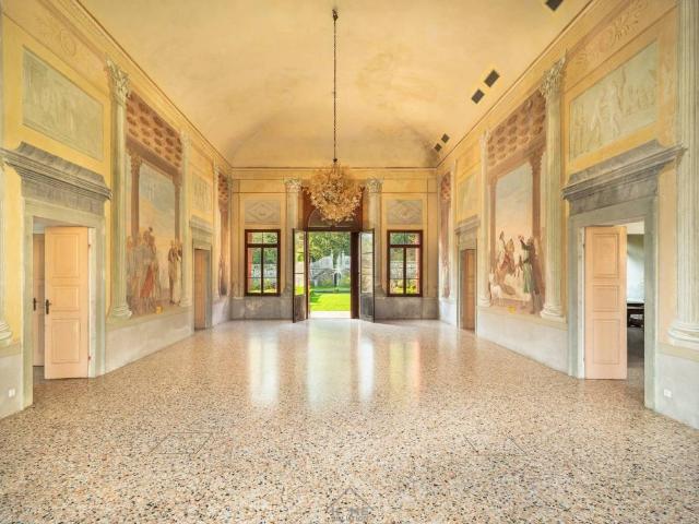 Villa in vendita a Velo d'Astico VI