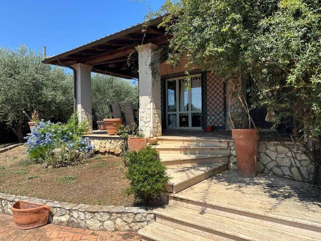 Villa in vendita a Velletri RM