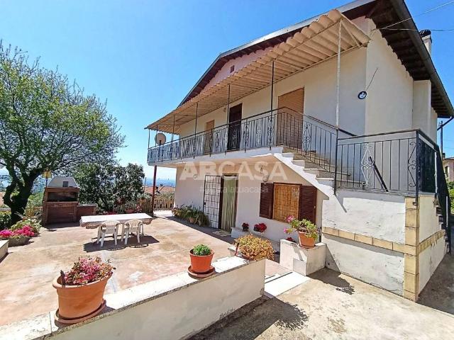 Villa in vendita a Velletri RM