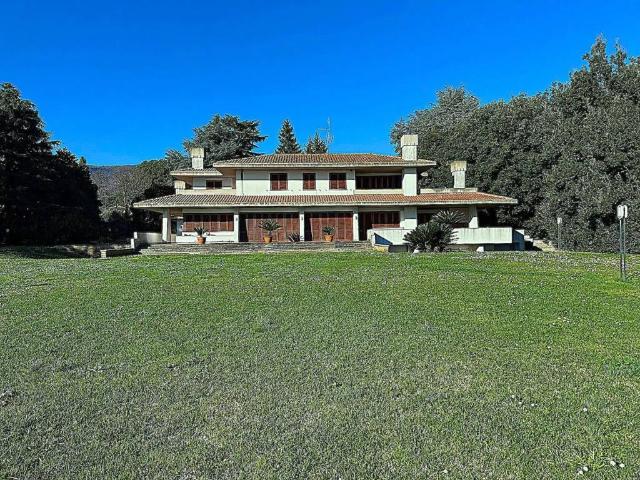 Villa in vendita a Velletri RM