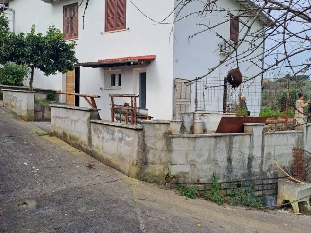 Villa in vendita a Velletri RM