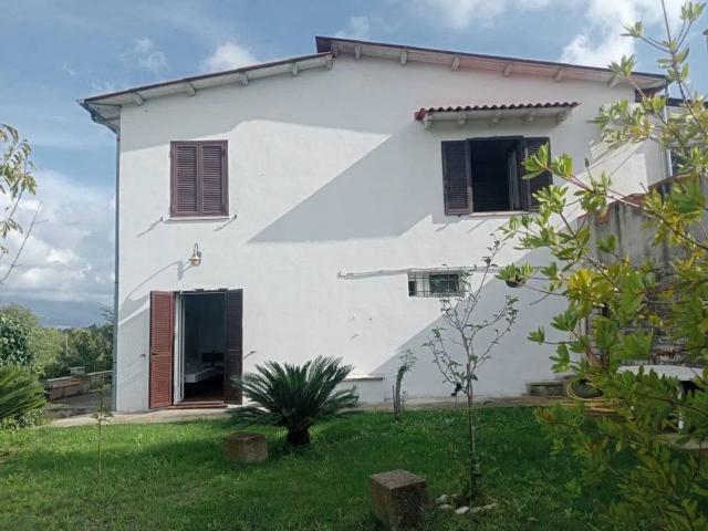 Villa in vendita a Velletri RM