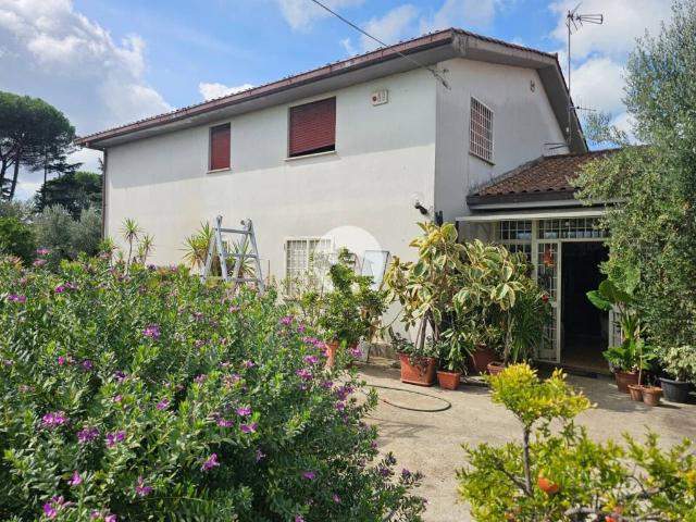 Villa in vendita a Velletri RM