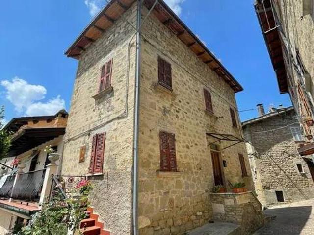 Villa in vendita a Venarotta AP