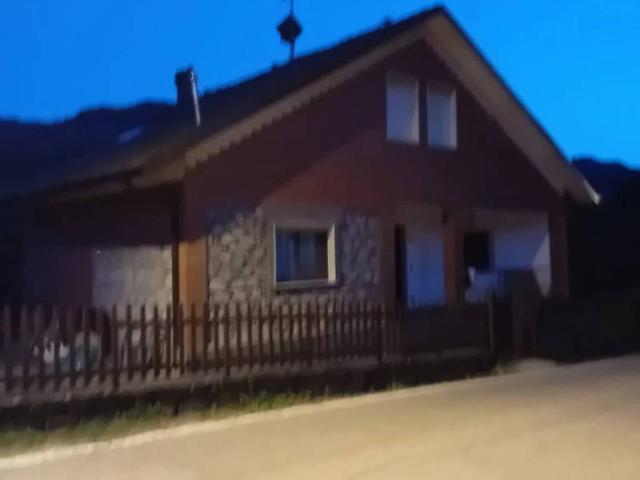 Villa in vendita a Ventasso RE