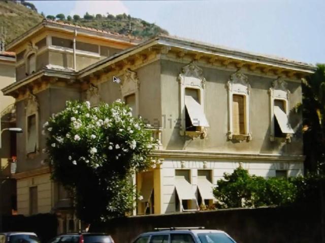 Villa in vendita a Ventimiglia IM