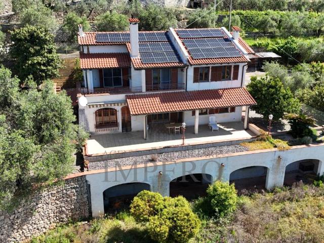 Villa in vendita a Ventimiglia IM