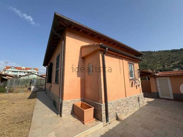 Villa in vendita a Ventimiglia IM