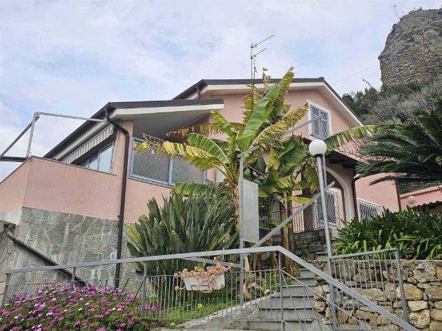 Villa in vendita a Ventimiglia IM