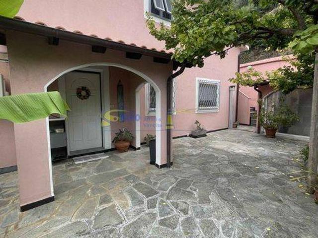Villa in vendita a Ventimiglia IM