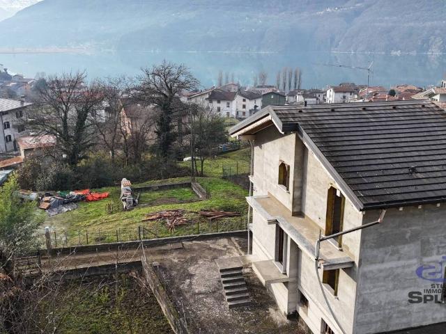 Villa in vendita a Verceia SO