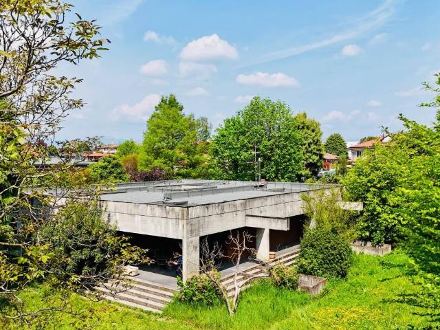 Villa in vendita a Verano Brianza MB
