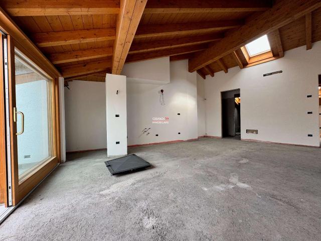 Villa in vendita a Verbania