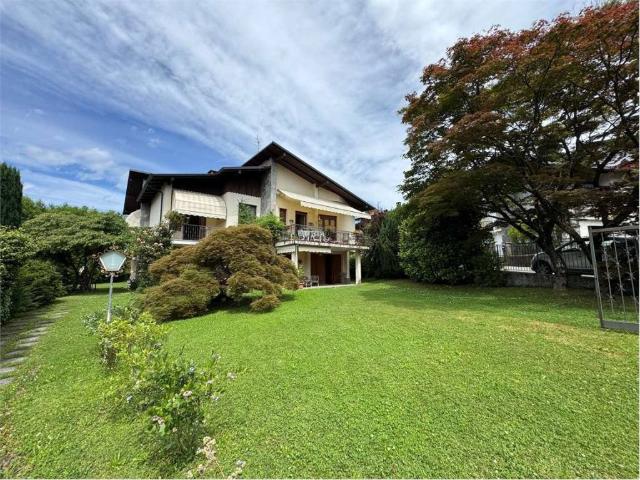 Villa in vendita a Verbania VB