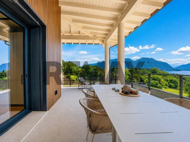 Villa in vendita a Verbania VB