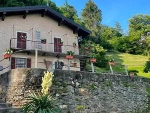 Villa in vendita a Verbania VB
