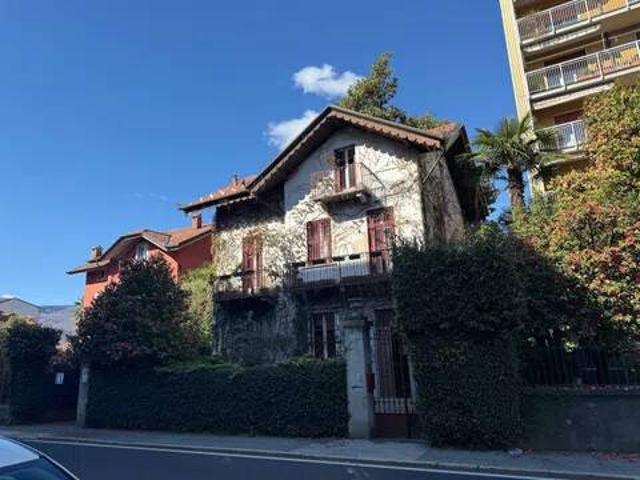 Villa in vendita a Verbania VB