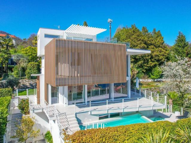 Villa in vendita a Verbania VB