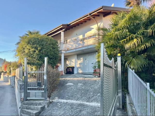 Villa in vendita a Verbania VB