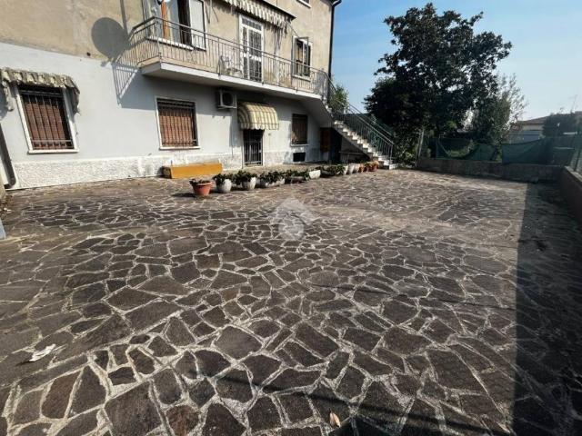 Villa in vendita a Verona VR