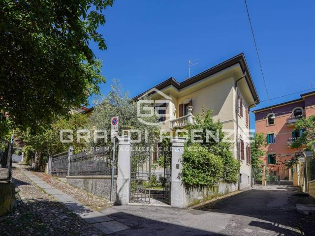 Villa in vendita a Verona VR