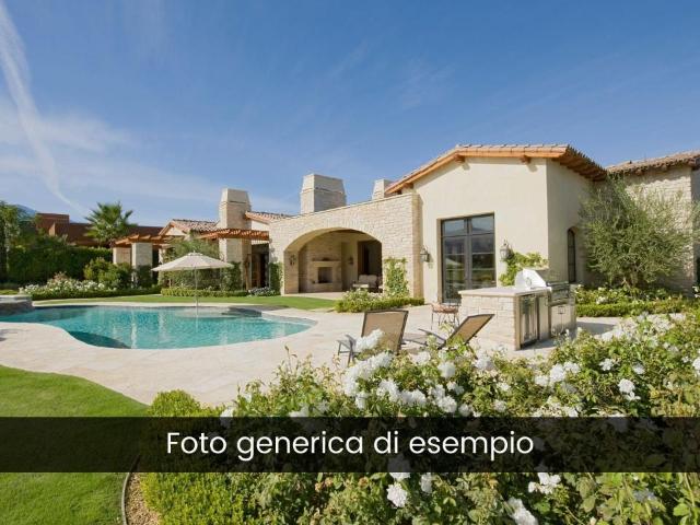 Villa in vendita a Verona