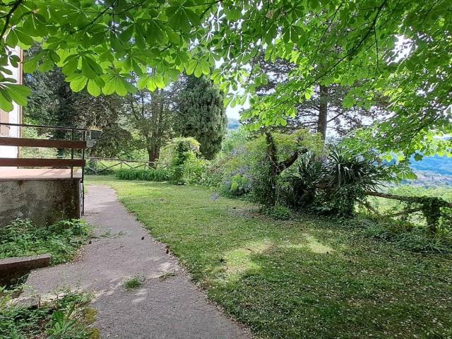 Villa in vendita a Vernio PO