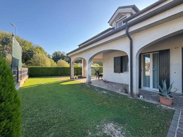 Villa in vendita a Vescovana PD