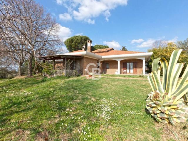 Villa in vendita a Viterbo VT