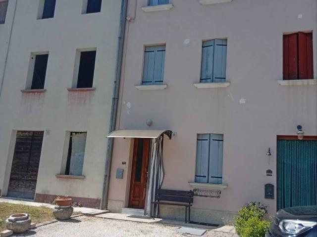 Villa in vendita a Vittorio Veneto TV