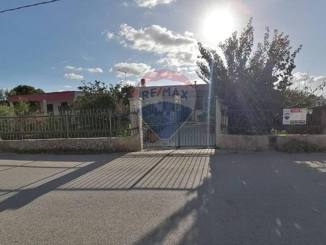 Villa in vendita a Vittoria