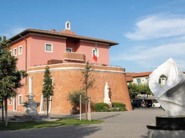 Villa in vendita a Vittoria Apuana, Forte dei Marmi