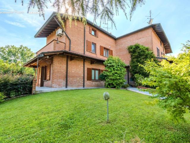 Villa in vendita a Vizzolo Predabissi MI
