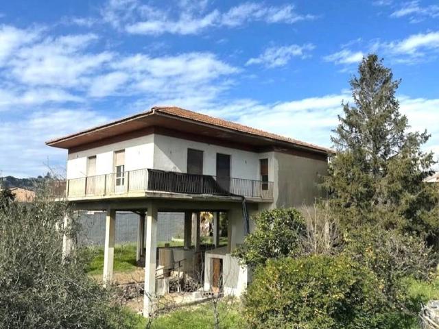 Villa in vendita a Viagrande CT